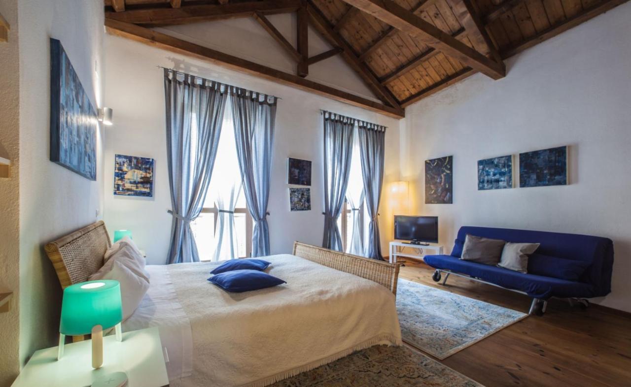 Studio Apartments Centro Storico Via Manno Кальяри Экстерьер фото