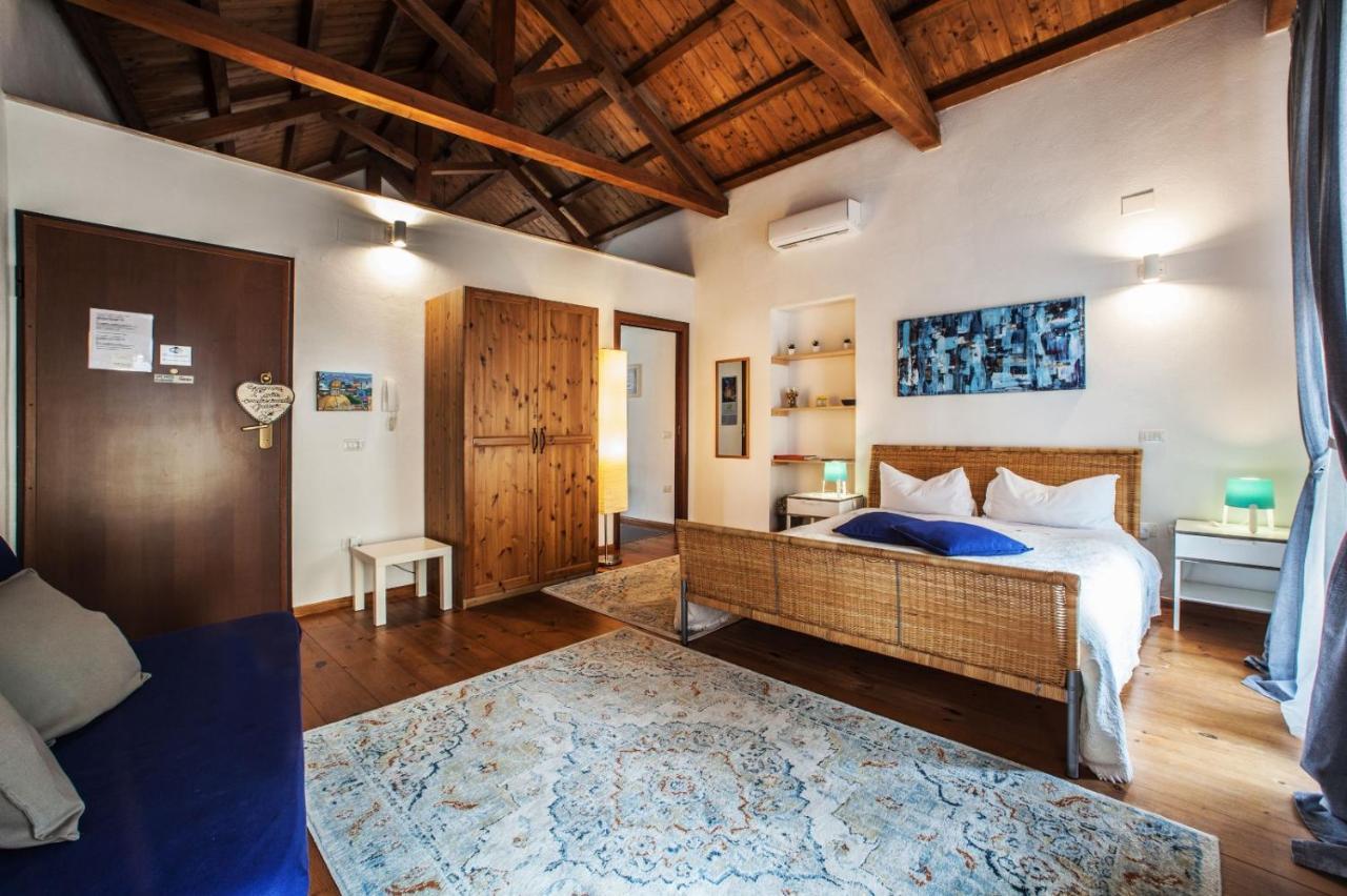 Studio Apartments Centro Storico Via Manno Кальяри Экстерьер фото