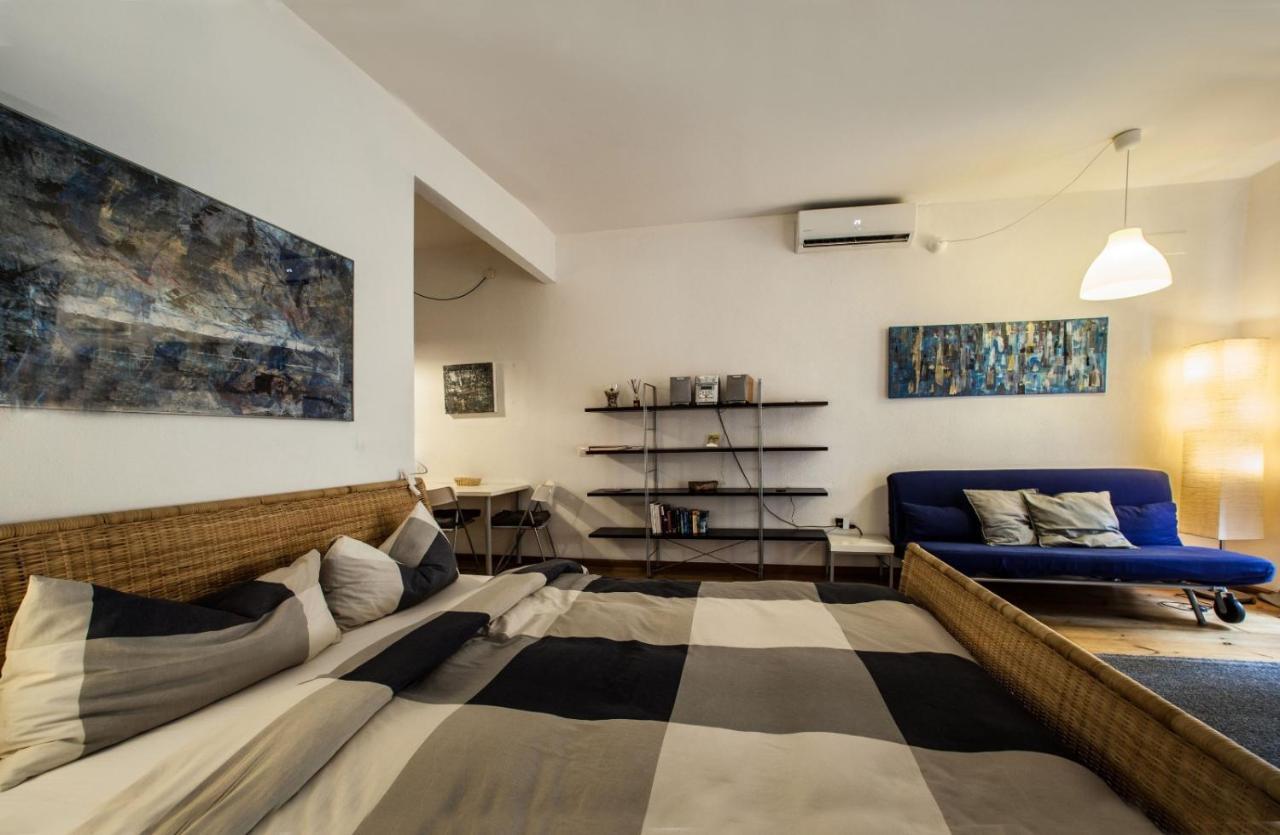 Studio Apartments Centro Storico Via Manno Кальяри Экстерьер фото